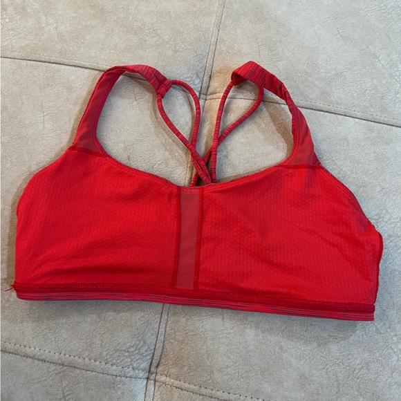 Lululemon Sports Bra Free to Be Size 6 - Picture 5 of 11